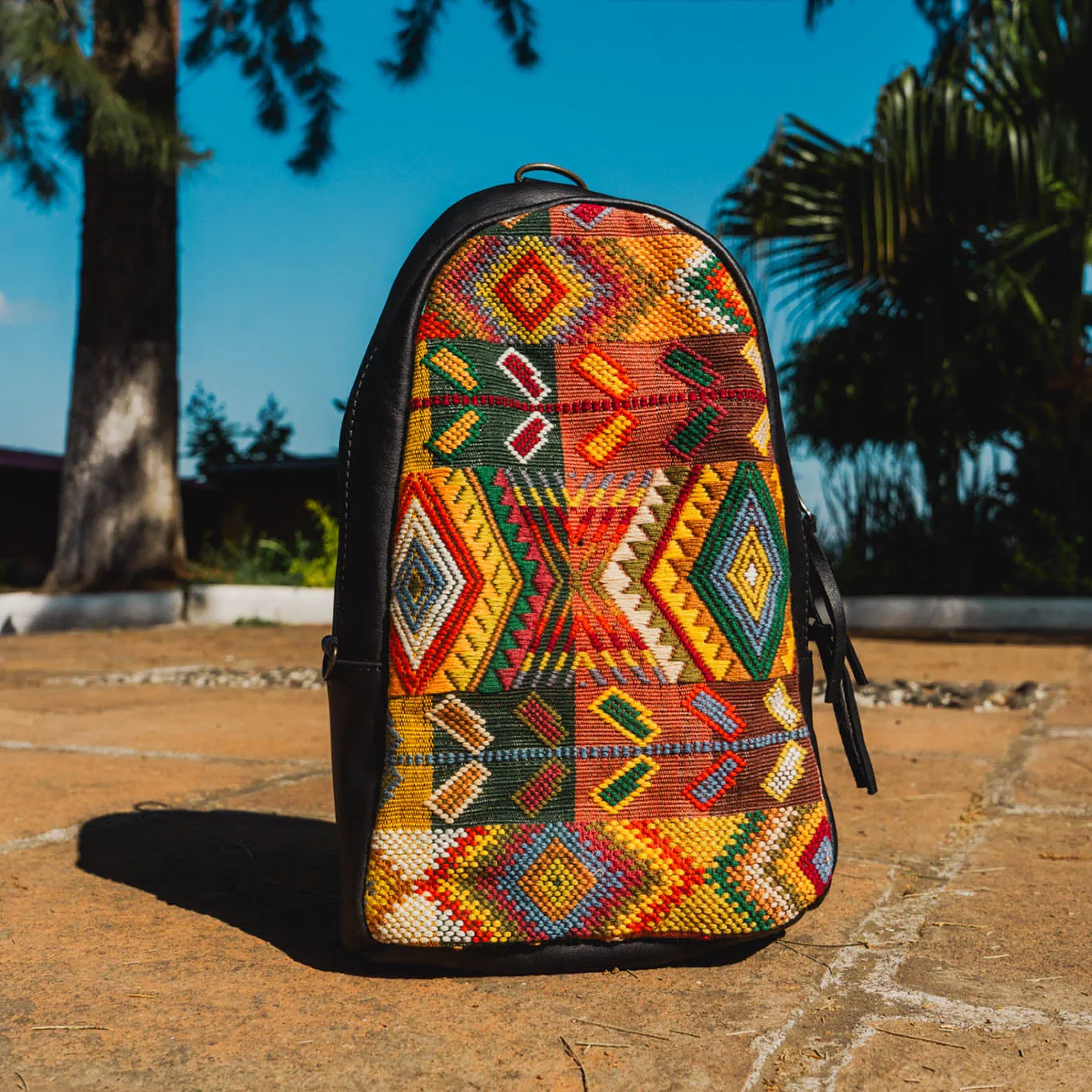 2.0 CROSSBODY SLING - H&S WHEAT - BLACK - NO. 15389
