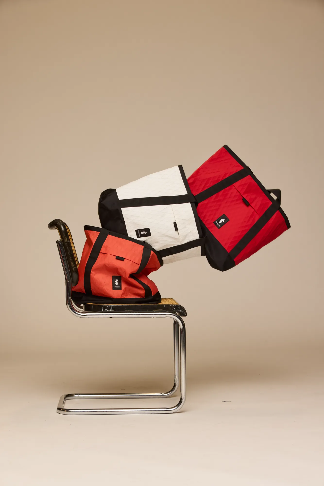 Contiguo 22L Tote