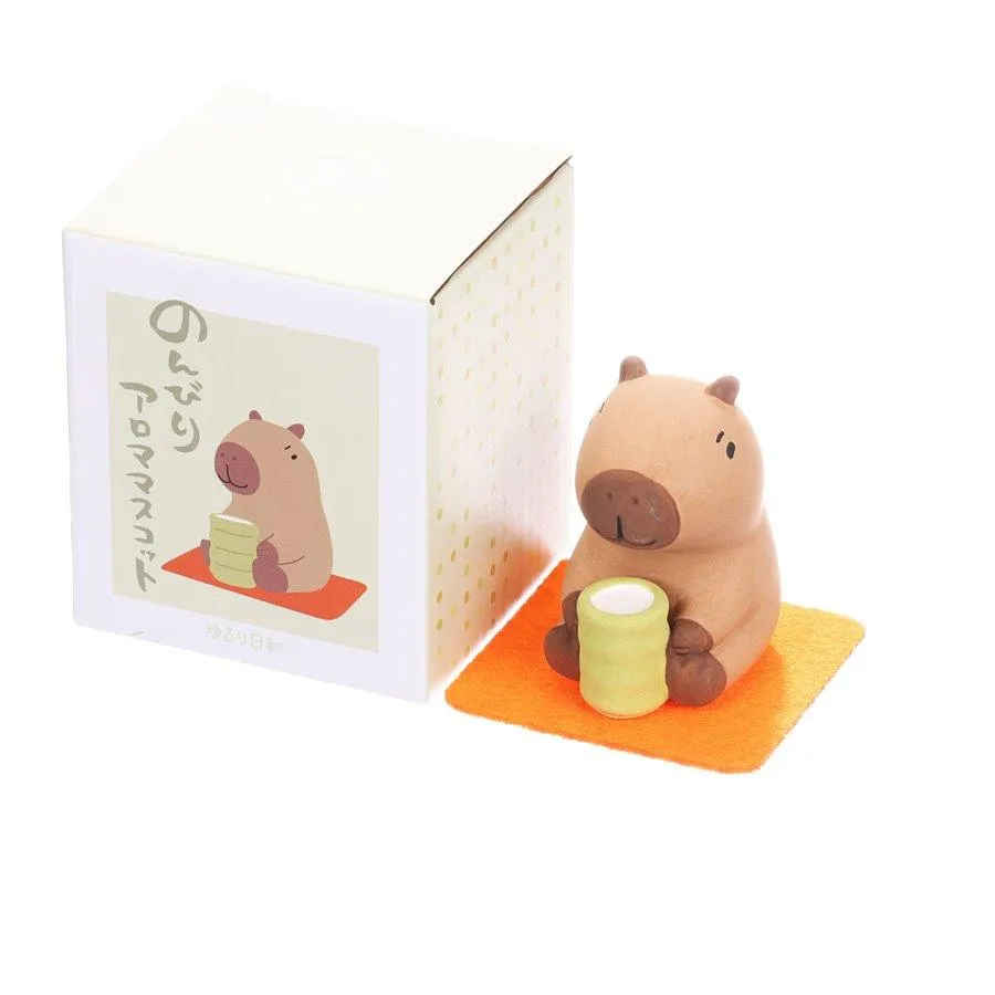 DECOLE Sit Back Aroma Mascot Capybara  (45g)
