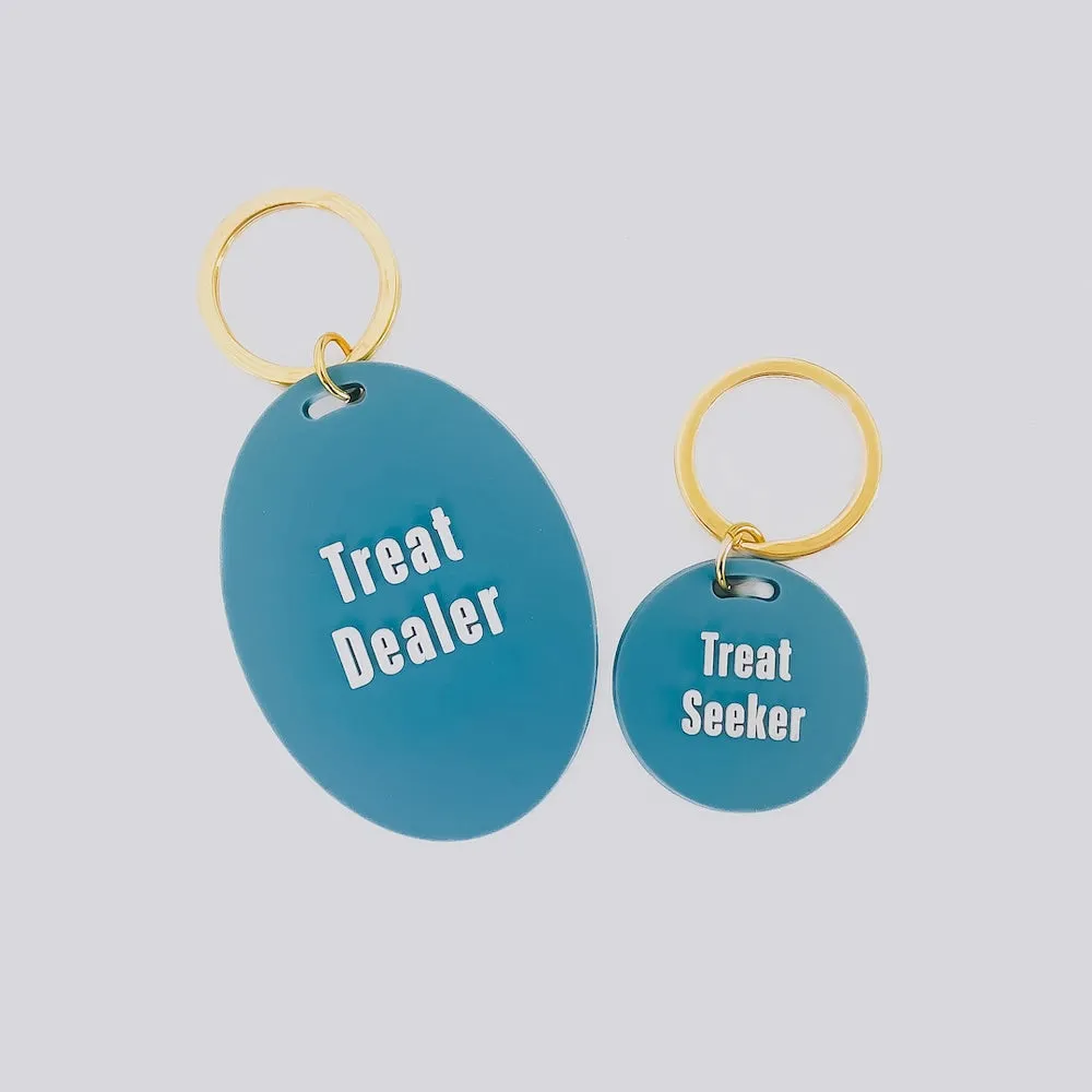 Gus & Co - Dog Tag and Keychain Set