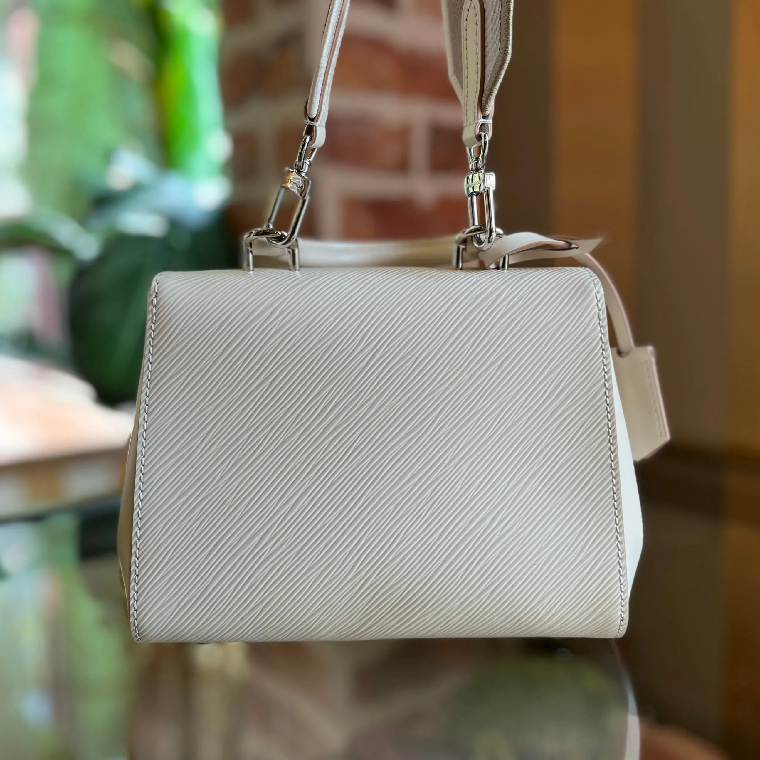 LOUIS VUITTON Cluny Mini Epi Top Handle
