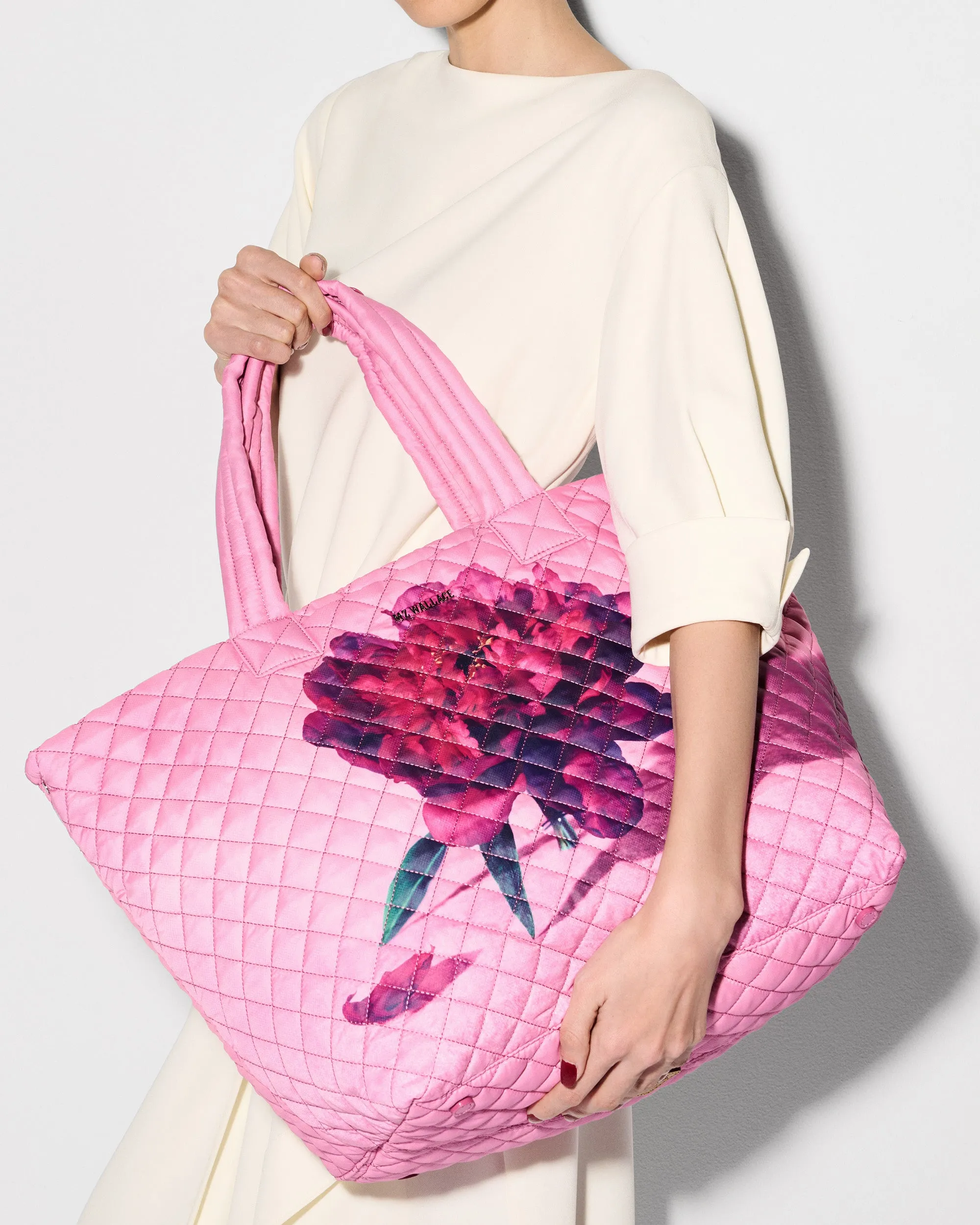 Peony/Magenta on Pink Large Metro Tote Deluxe