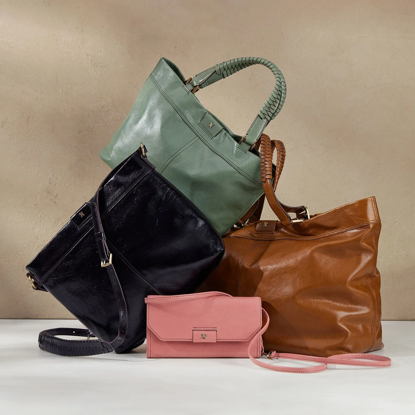 Romy Medium Crossbody In Polished Leather - Black