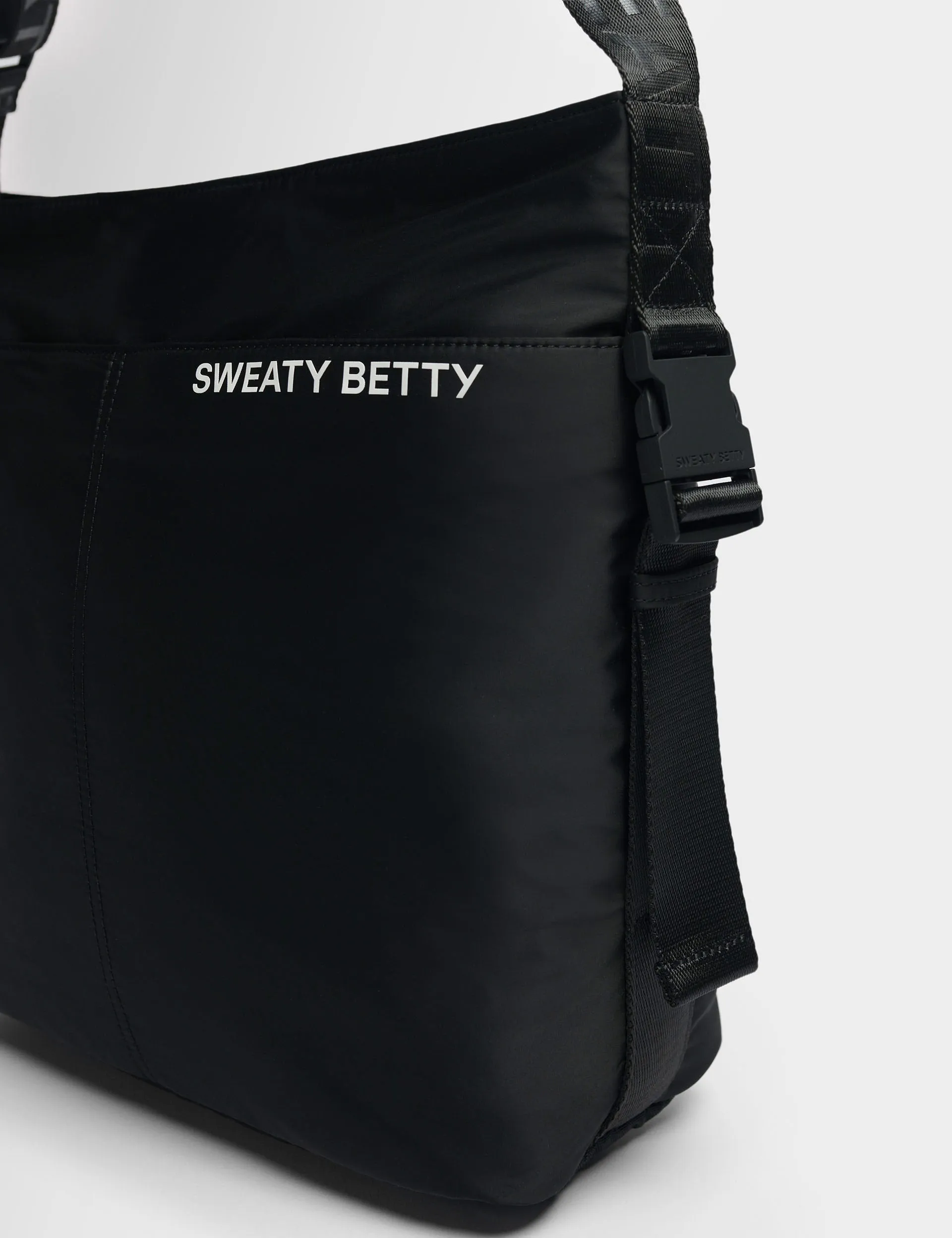 Strive Tote - Black