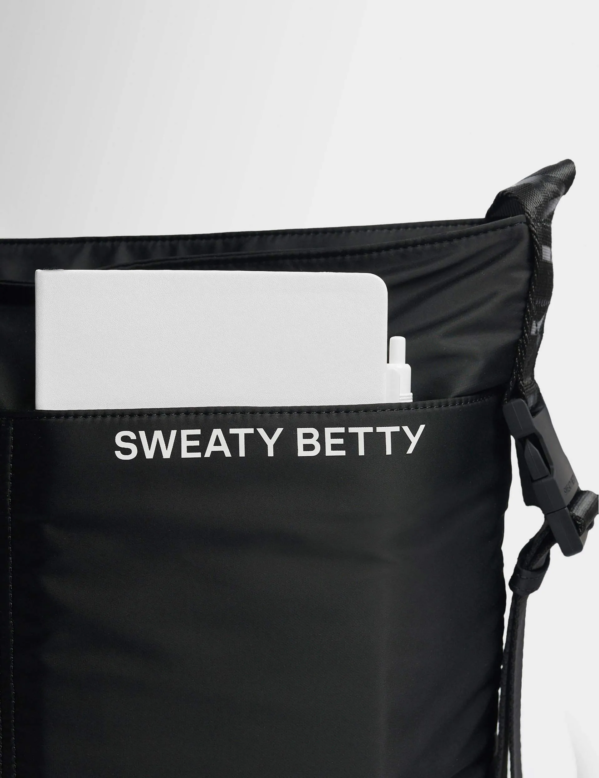 Strive Tote - Black