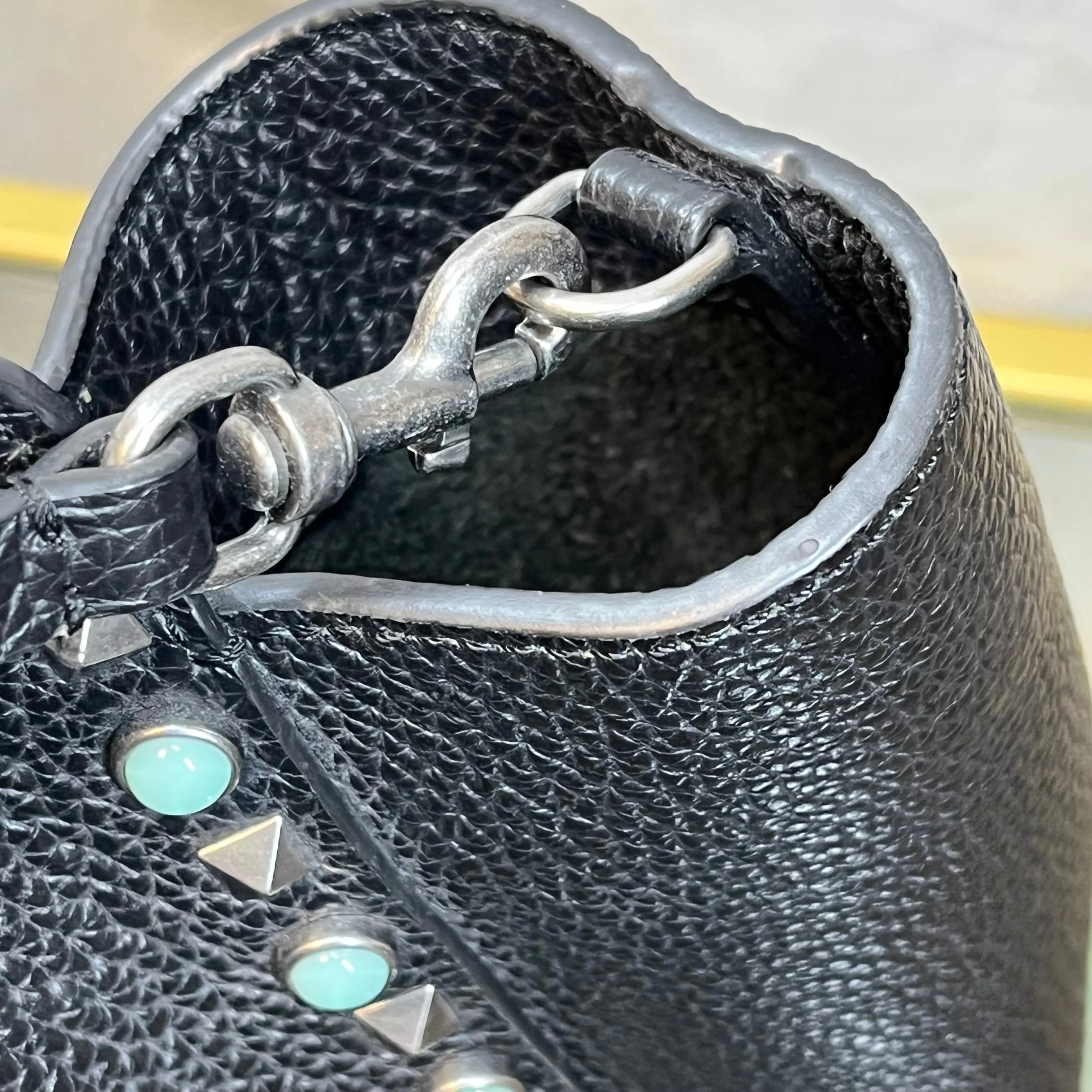 VALENTINO Trapeze Medium Pebbled Leather Rolling Rockstud Tote Bag