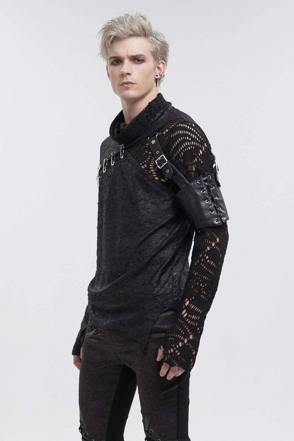 Wartorn Armored Top